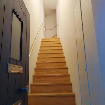 • Downtown • 2 Bedrooms • Balcony 리스본