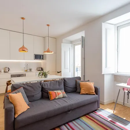 Apartment • Downtown Lisbon • 2 Bedrooms • Balcony