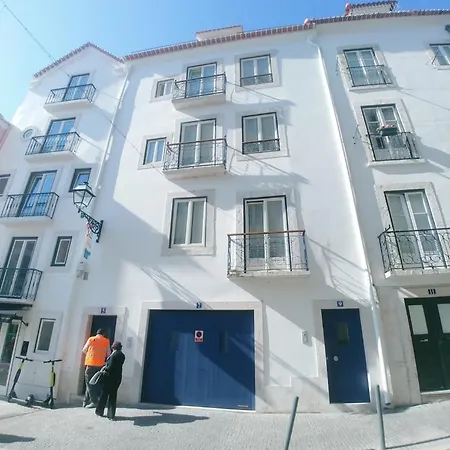 Apartment • Downtown Lisbon • 2 Bedrooms • Balcony