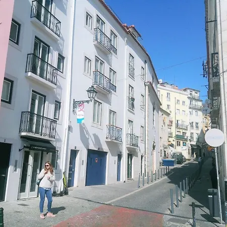 Apartment • Downtown Lisbon • 2 Bedrooms • Balcony Lägenhet Lisboa