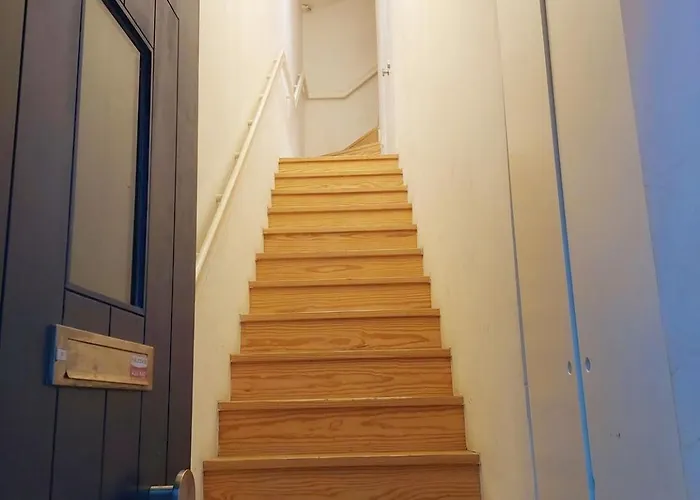 • Downtown • 2 Bedrooms • Balcony شقة *