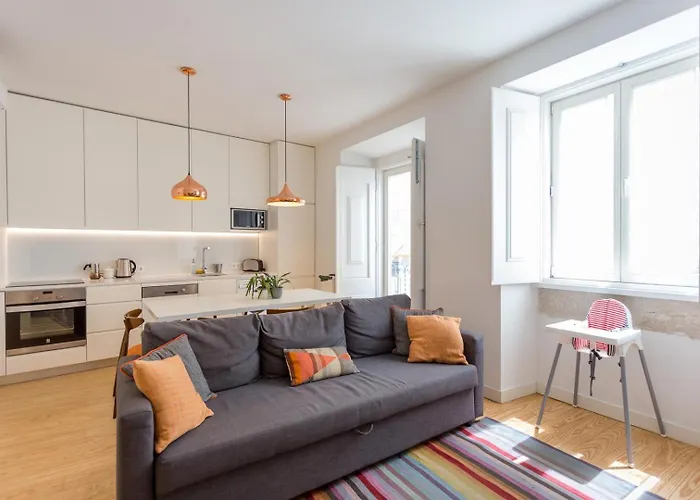 • Downtown • 2 Bedrooms • Balcony